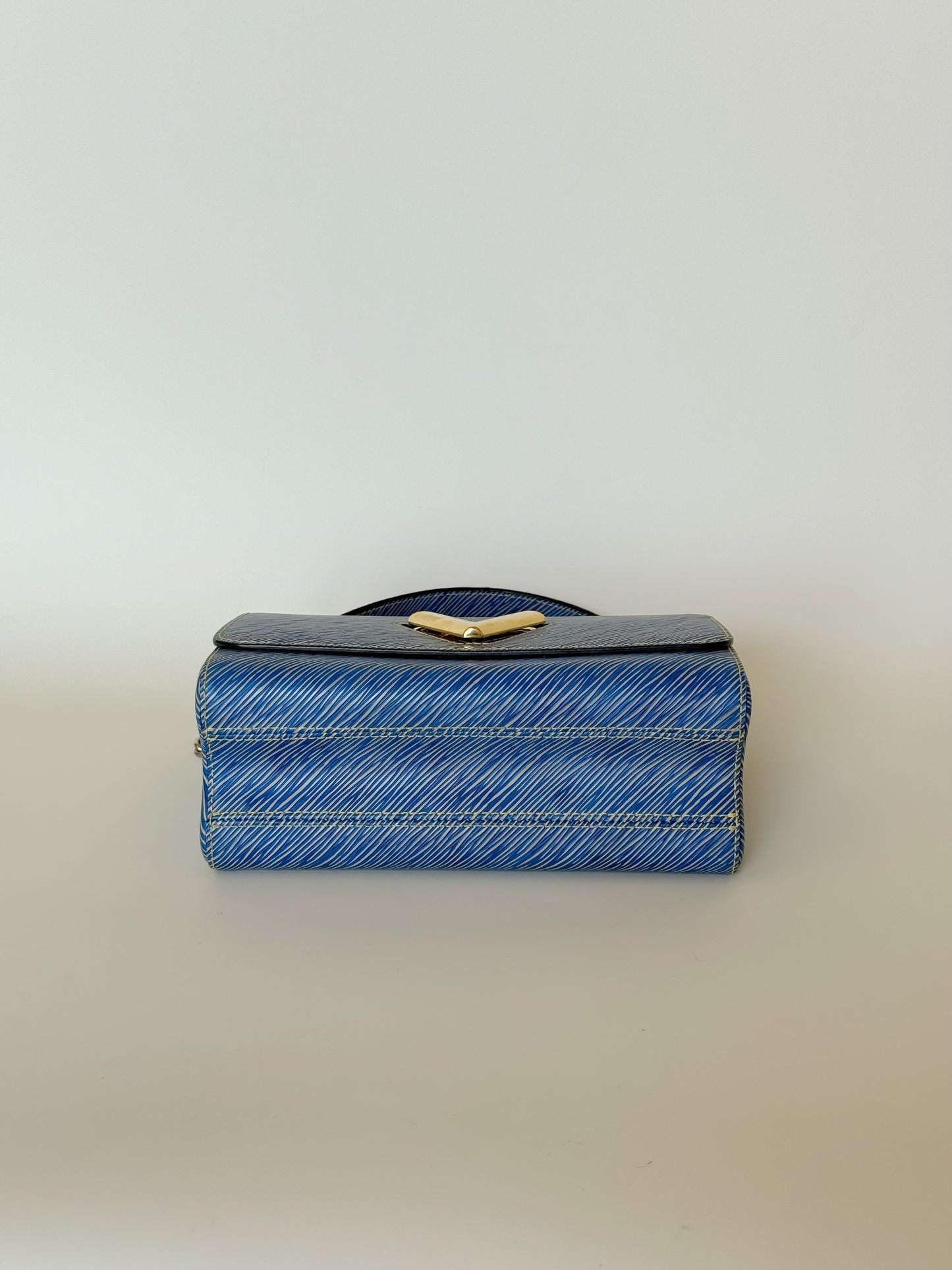 Louis Vuitton Epi Twist Shoulder Bag