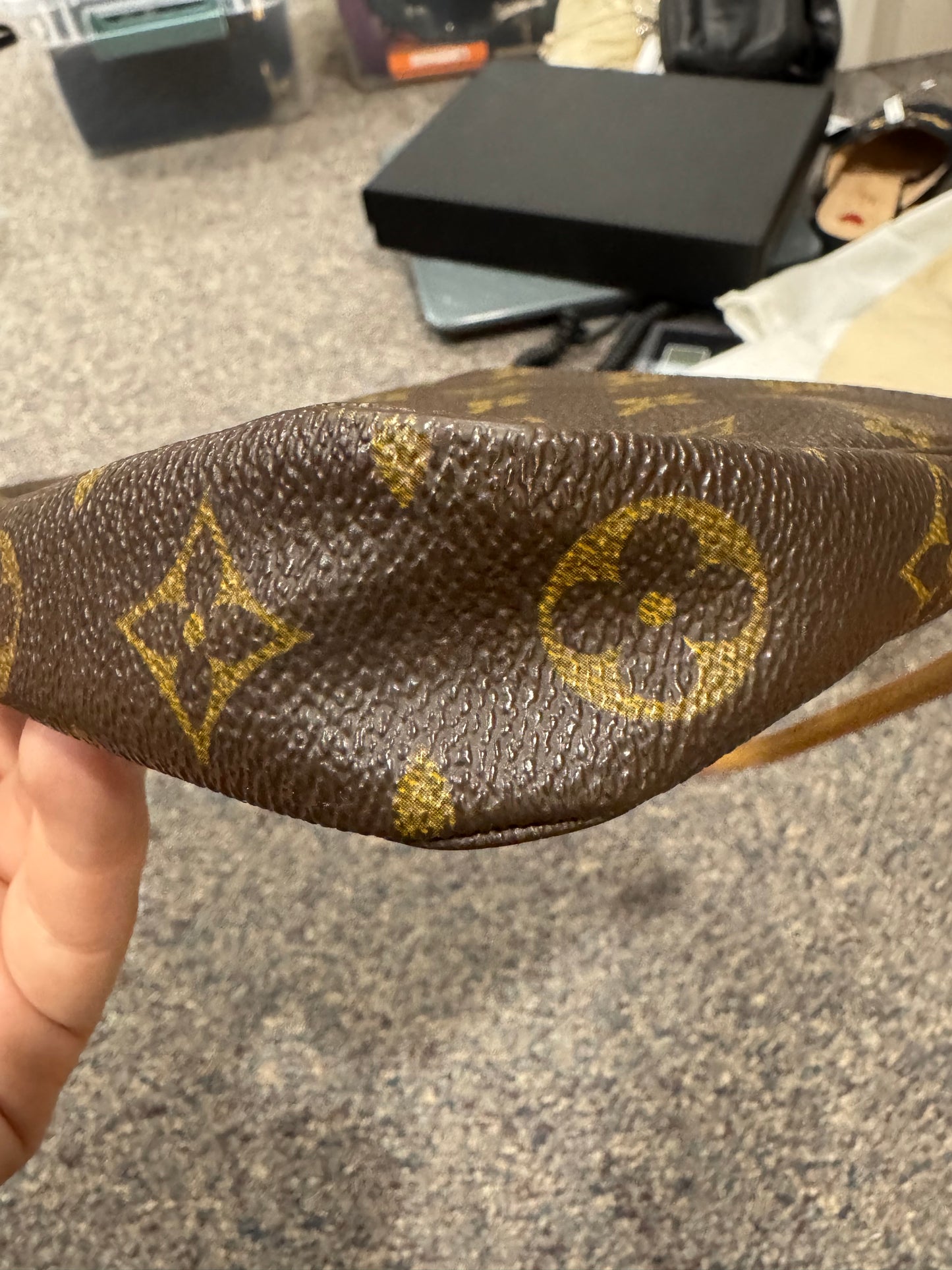 Louis Vuitton Monogram Pochette