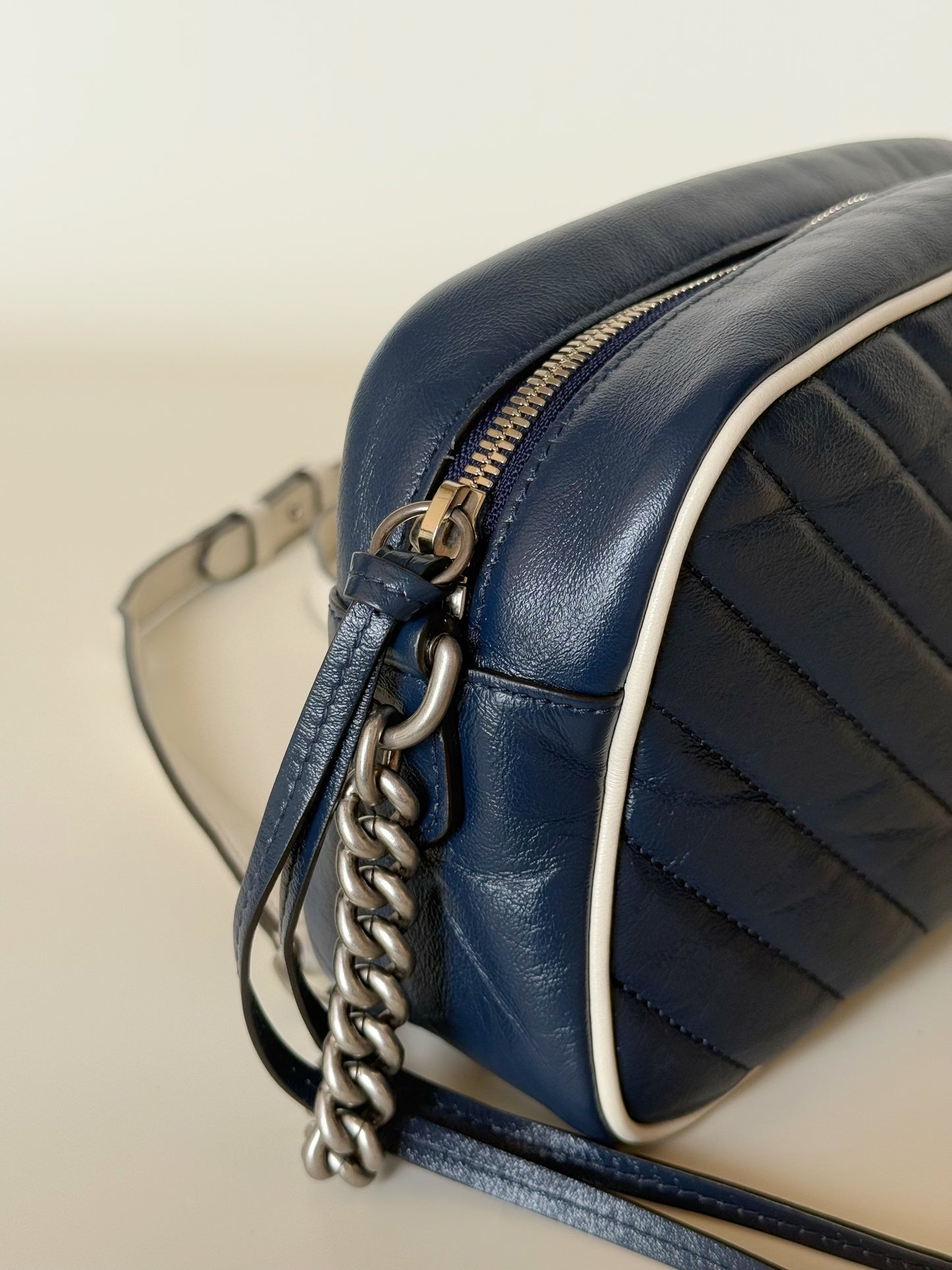 Gucci Vintage Effect Calfskin Matelasse Diagonal Torchon GG Marmont Chain Shoulder Bag