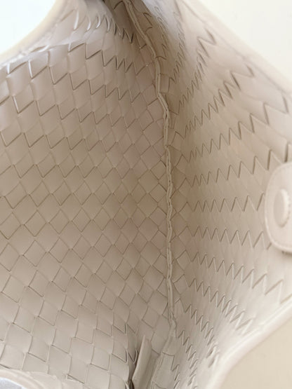 Bottega Veneta Nappa Intrecciato Sardine Bag