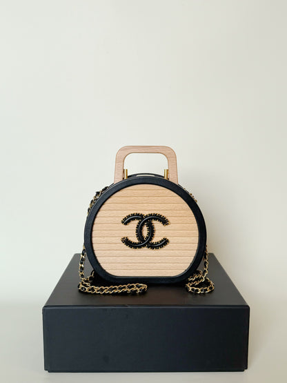 Chanel Lambskin Beechwood Round CC Vanity Case