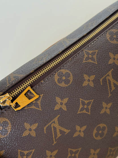 Louis Vuitton Monogram Bumbag