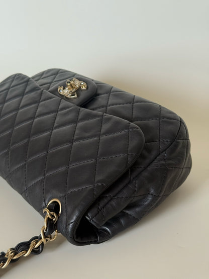 Chanel Lambskin Quilted Medium Precious Jewel Single Flap Black