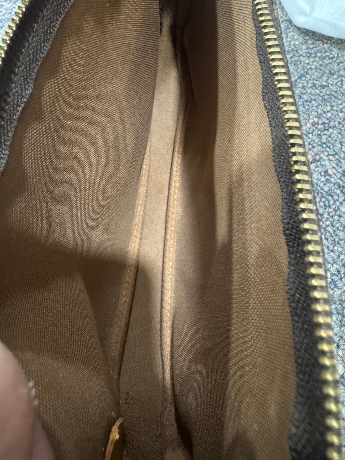 Louis Vuitton Monogram Pochette
