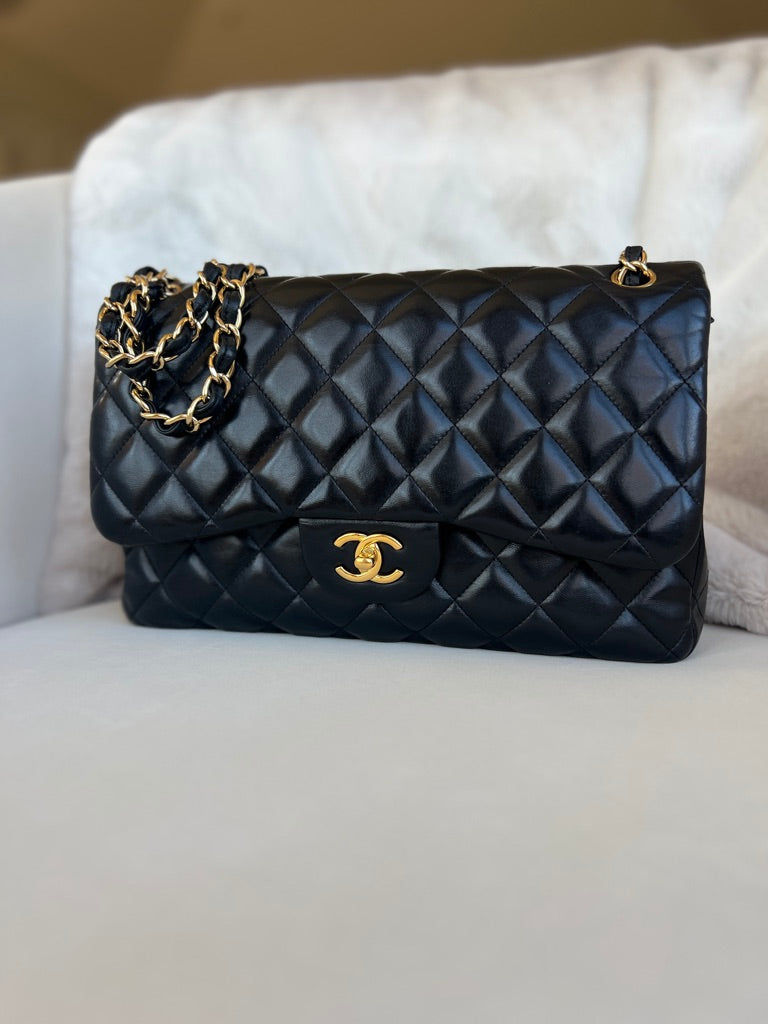 Chanel Classic Jumbo Double Flap