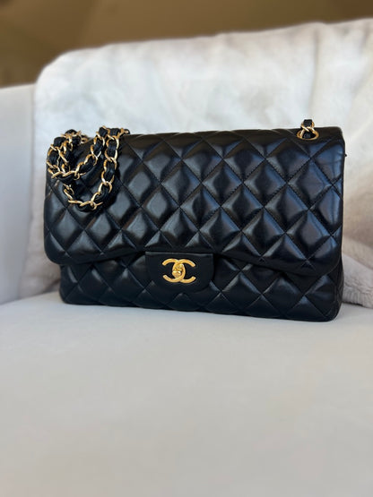 Chanel Classic Jumbo Double Flap