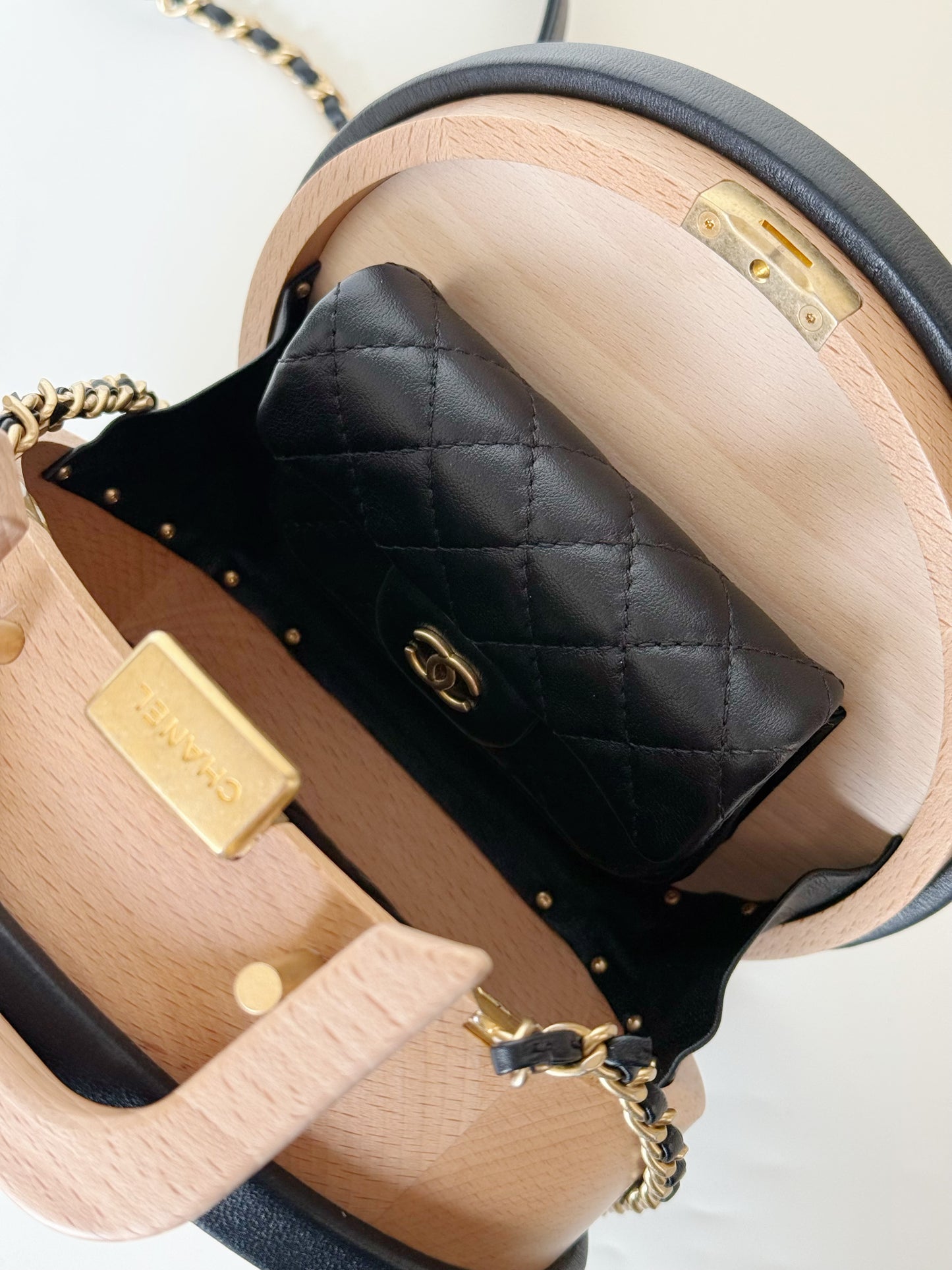 Chanel Lambskin Beechwood Round CC Vanity Case