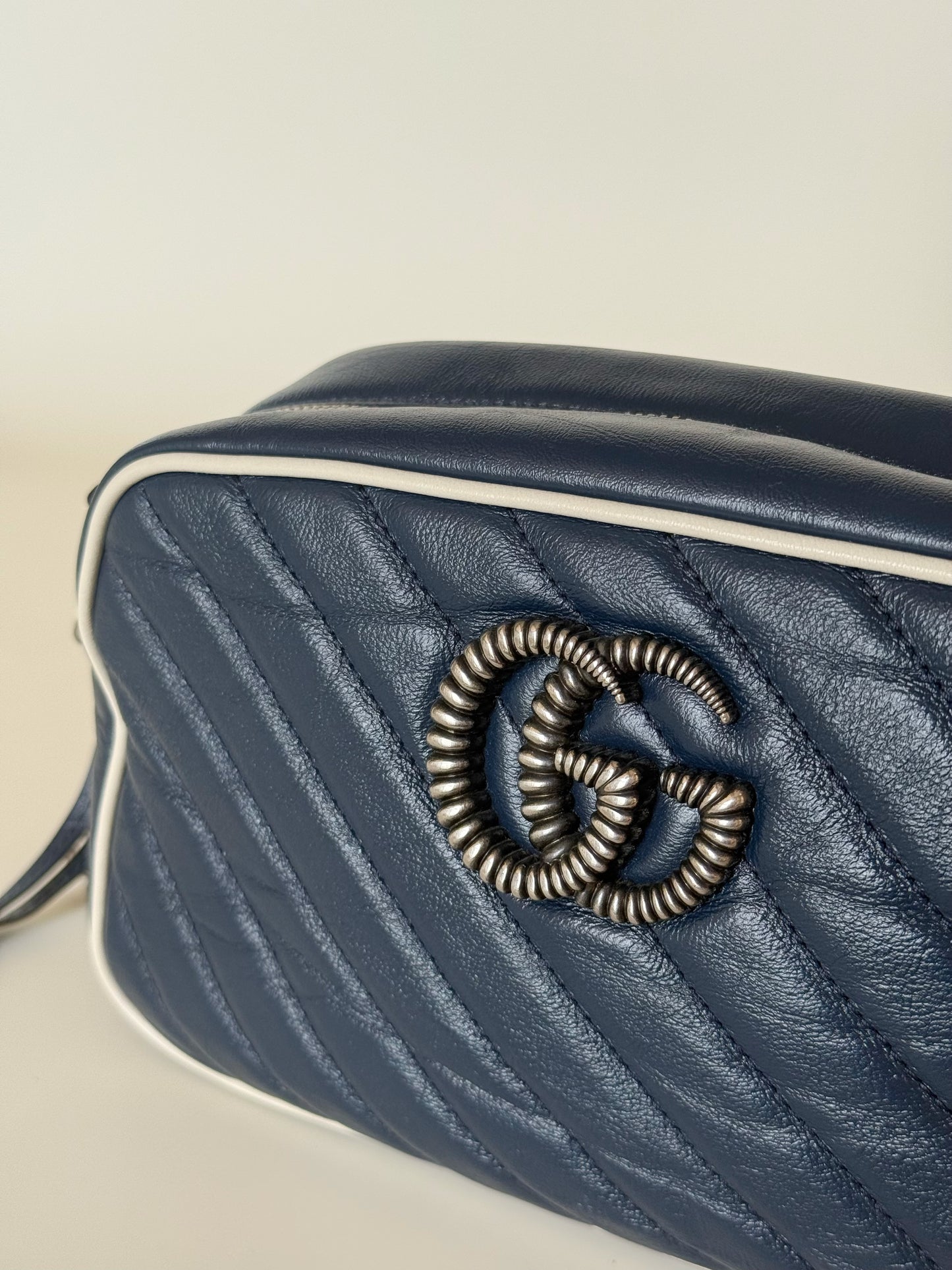 Gucci Vintage Effect Calfskin Matelasse Diagonal Torchon GG Marmont Chain Shoulder Bag