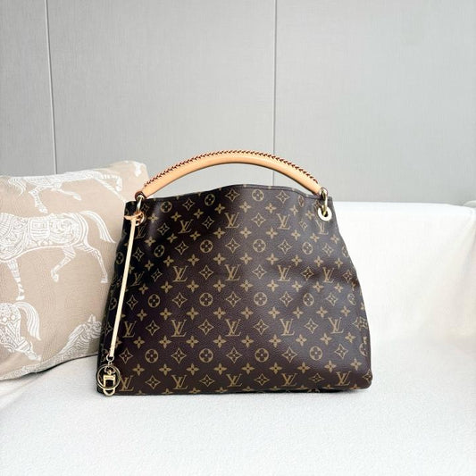 Louis Vuitton Monogram Artsy
