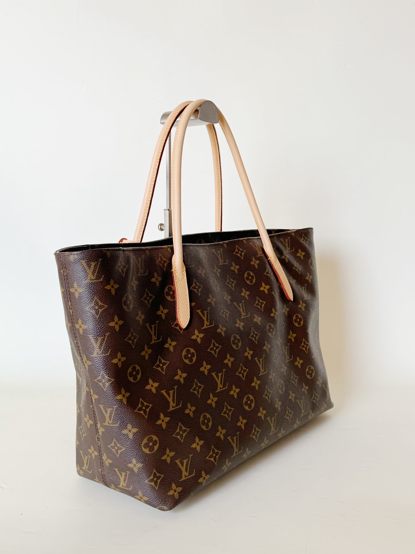 Louis Vuitton Monogram Raspail