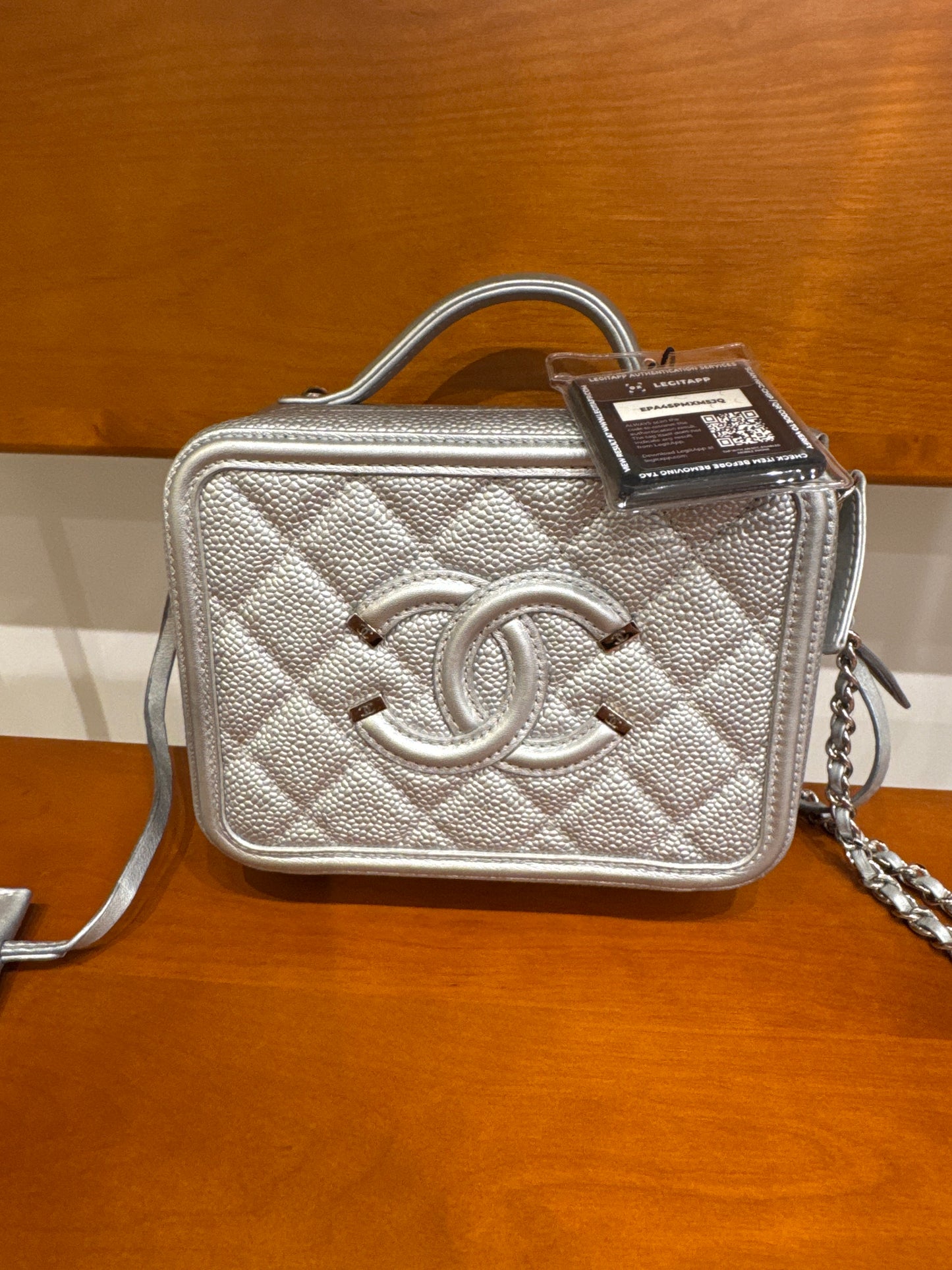 Chanel Metallic Caviar Quilted Small CC Filigree Vanity Case CH2056