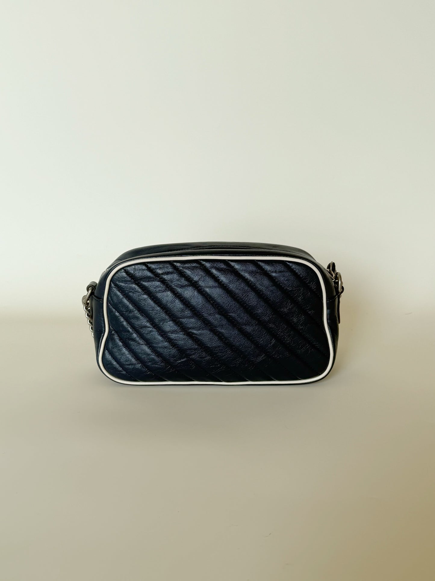 Gucci Vintage Effect Calfskin Matelasse Diagonal Torchon GG Marmont Chain Shoulder Bag