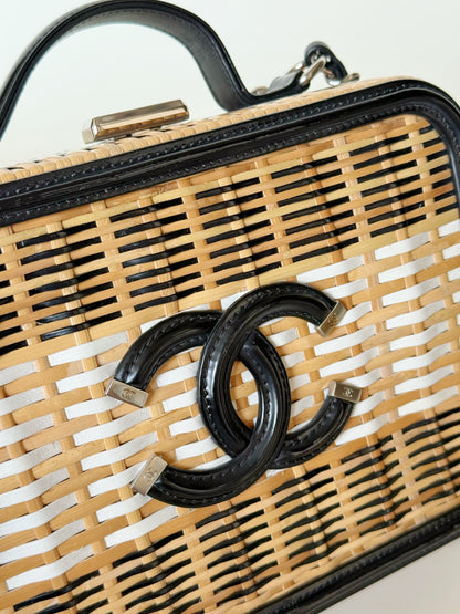 Chanel Raffia Patent CC Filigree Vanity Case
