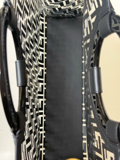Fendi TPU Vitello Century Plexiglass Runaway Shopper Tote