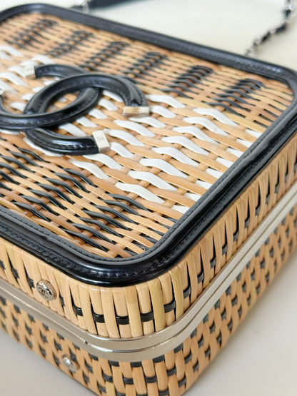 Chanel Raffia Patent CC Filigree Vanity Case