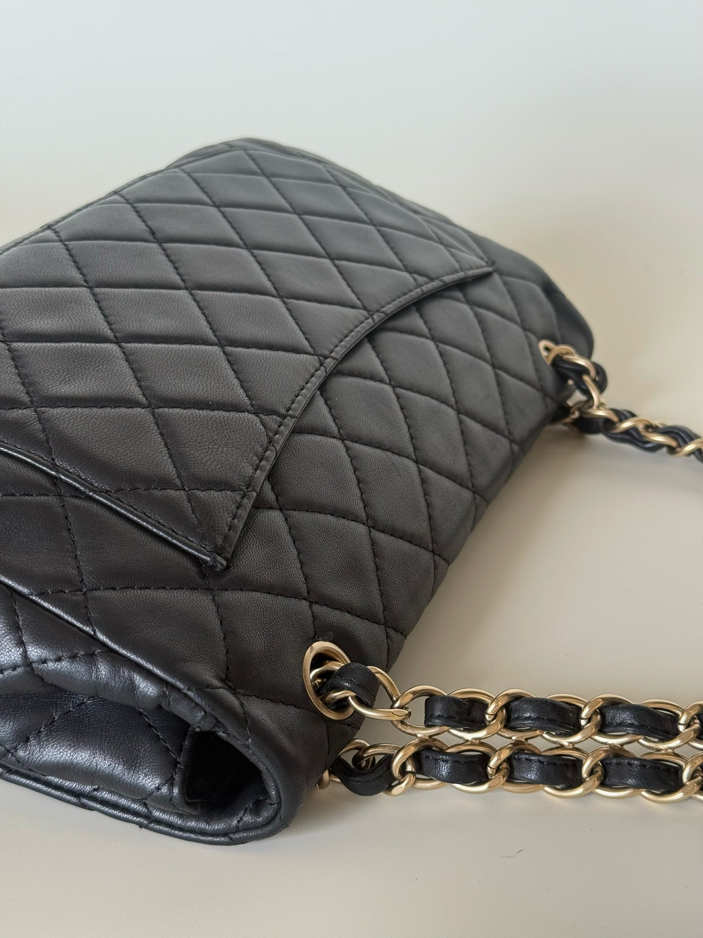 Chanel Lambskin Quilted Medium Precious Jewel Single Flap Black