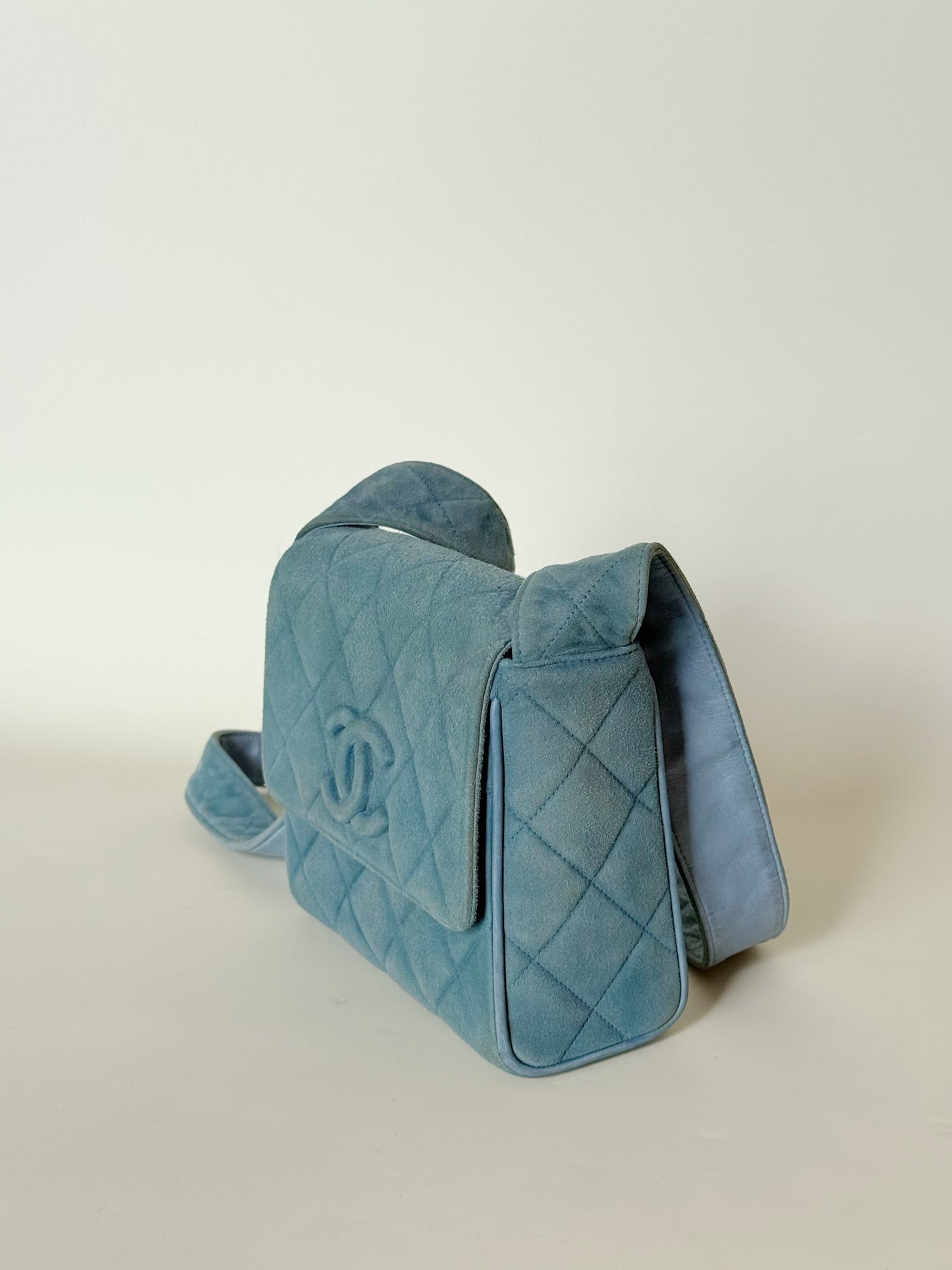 Chanel Suede Shoulder bag