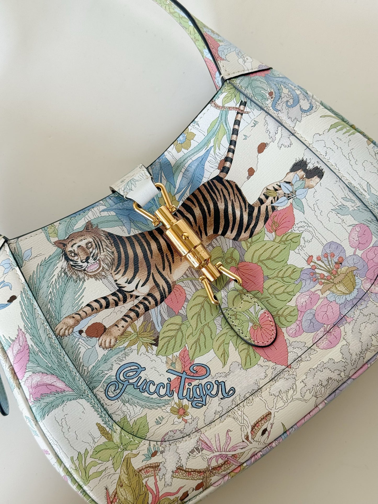 Gucci New Shanghai Calfskin Tiger Savanah Jackie 1961 Hobo