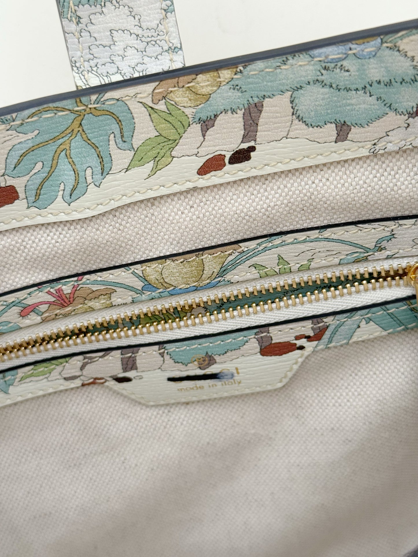 Gucci New Shanghai Calfskin Tiger Savanah Jackie 1961 Hobo