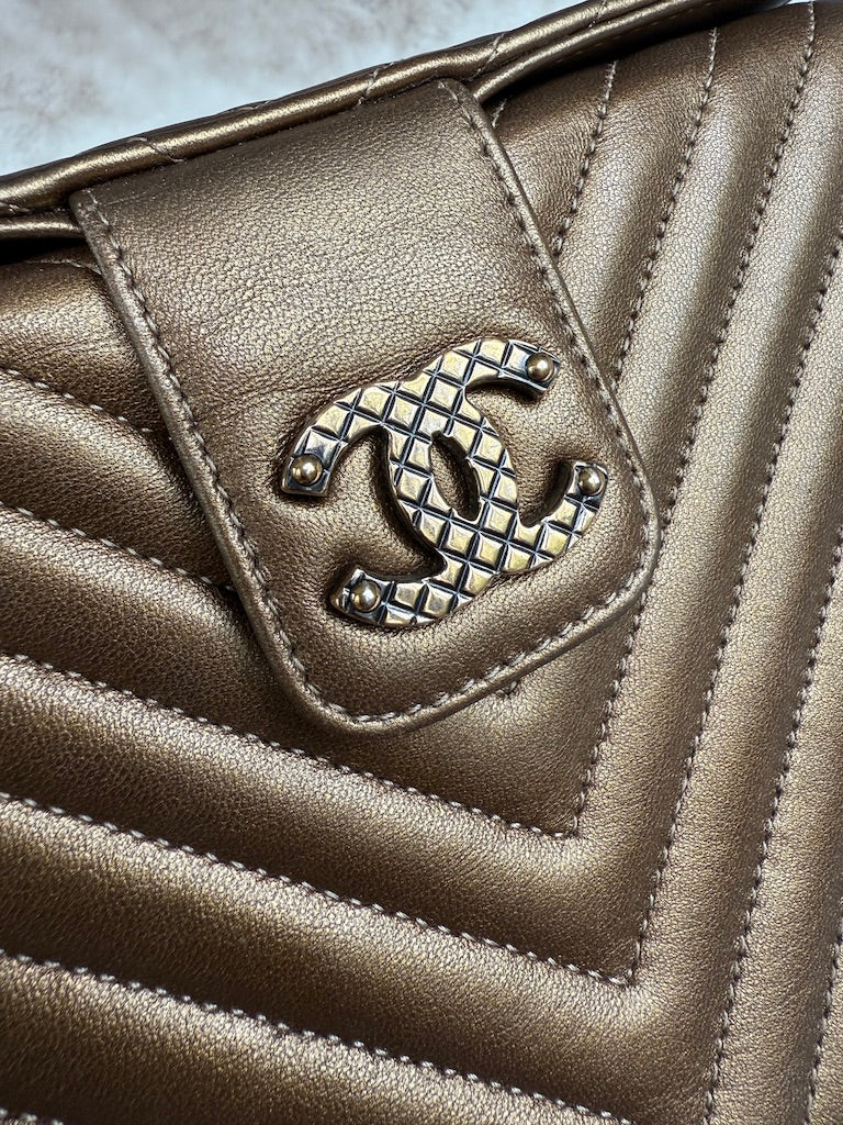 Chanel Rock The Corner Minaudière Bag